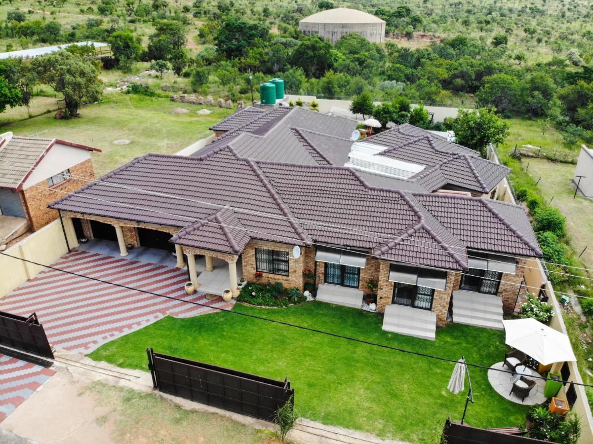 Mrhali Boutique Guest House KwaMhlanga Exterior foto